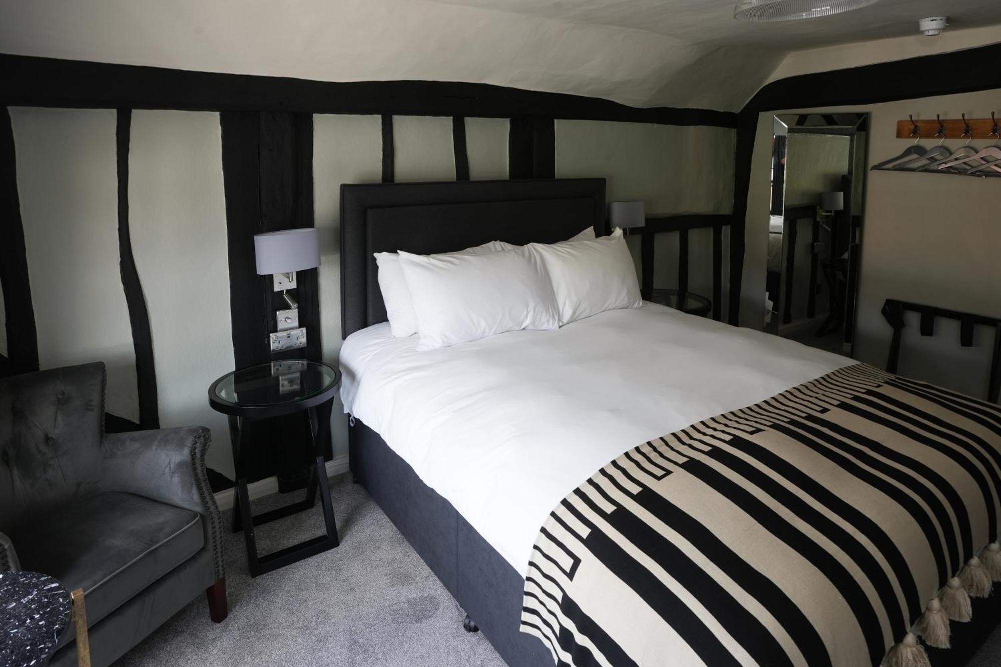 The Windmill Hotel Maidstone Eksteriør billede